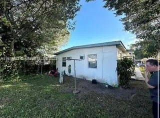 1785 NW 56th St, Miami, FL 33142 - Image #3