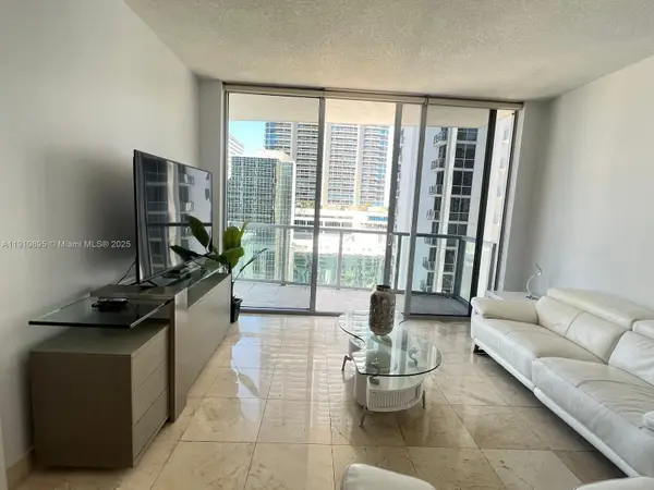 1050 Brickell Ave #1904, Miami, FL 33131
