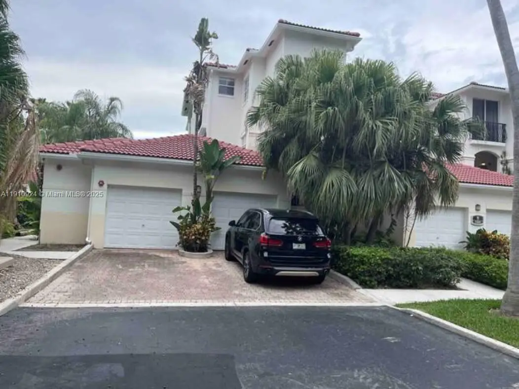 3205 NE 184th St #9302, Aventura, FL 33160 - Image #1