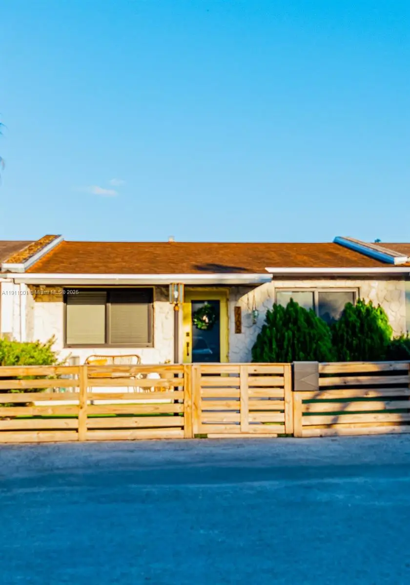 7705 NW 178th St #7705, Hialeah, FL 33015 - Image #1