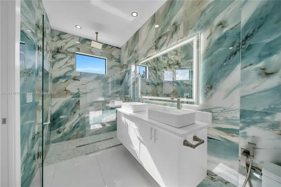 204 E 10th St, Lehigh Acres, FL 33972 - Image #3