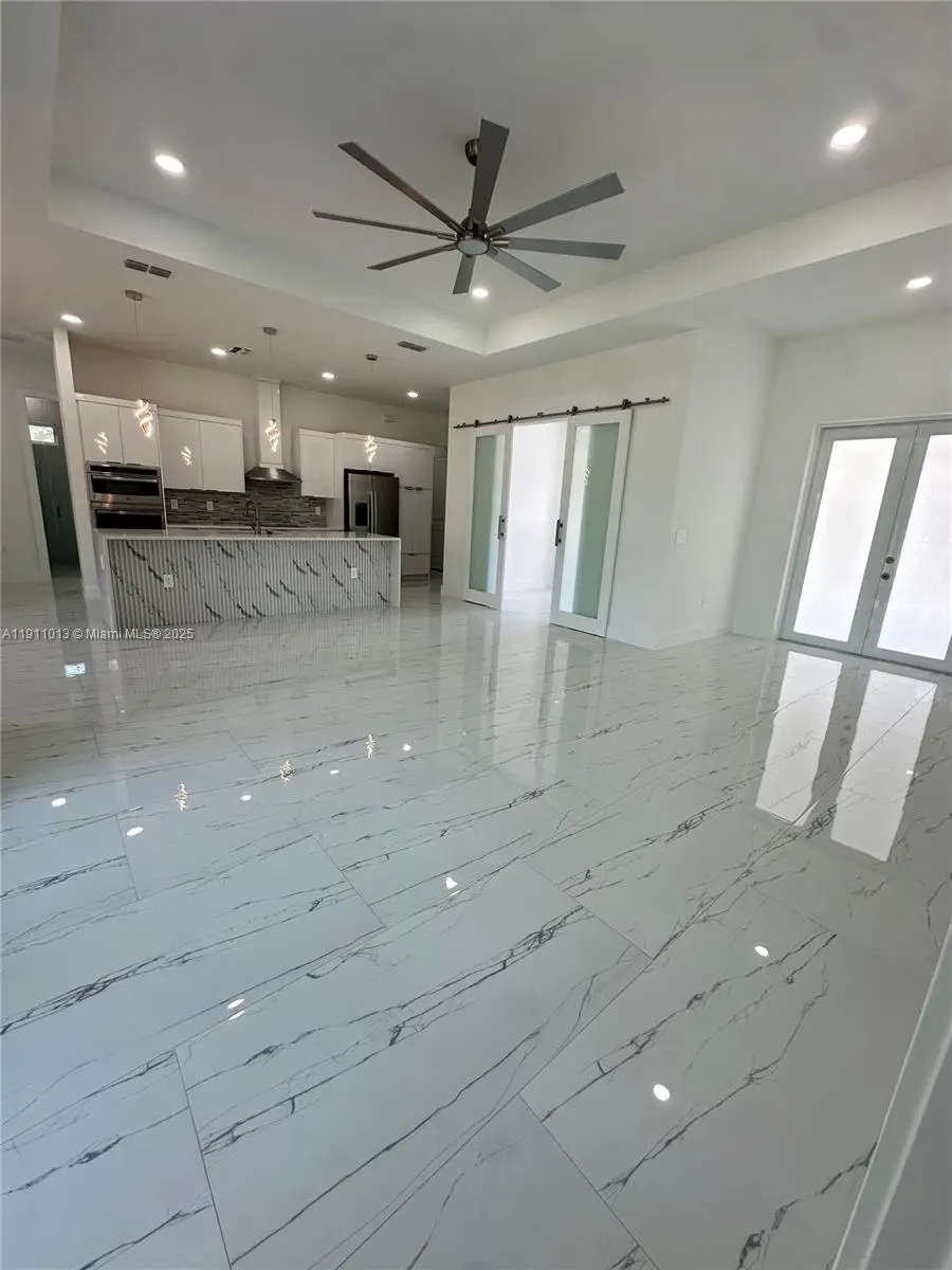 818 State Ave, Lehigh Acres, FL 33972 - Image #2