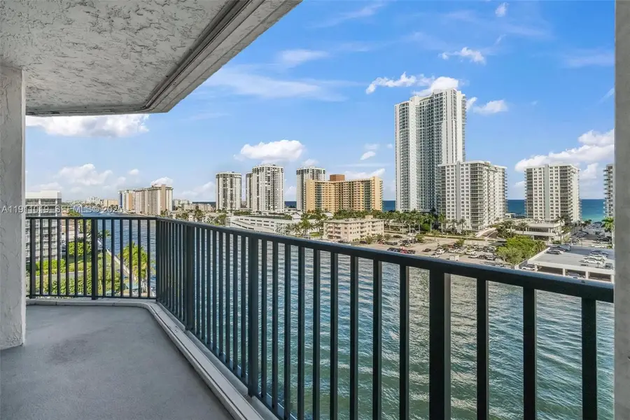 800 Parkview Dr #1021, Hallandale Beach, FL 33009 - Image #2