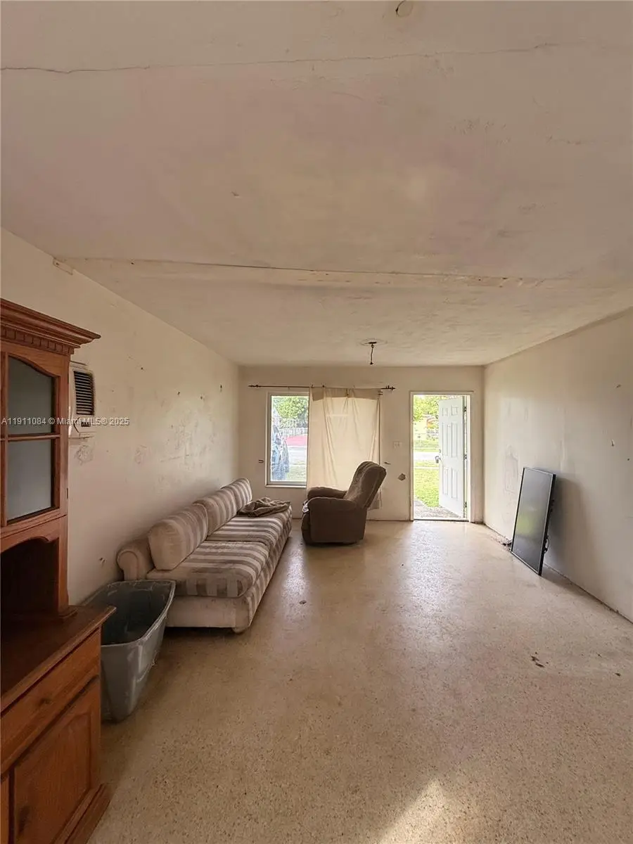 1110 NW 129th St, North Miami, FL 33168 - Image #3