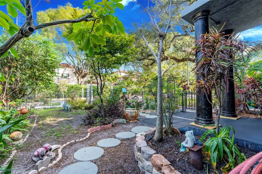 2361 SW 18th Ave, Fort Lauderdale, FL 33315 - Image #3