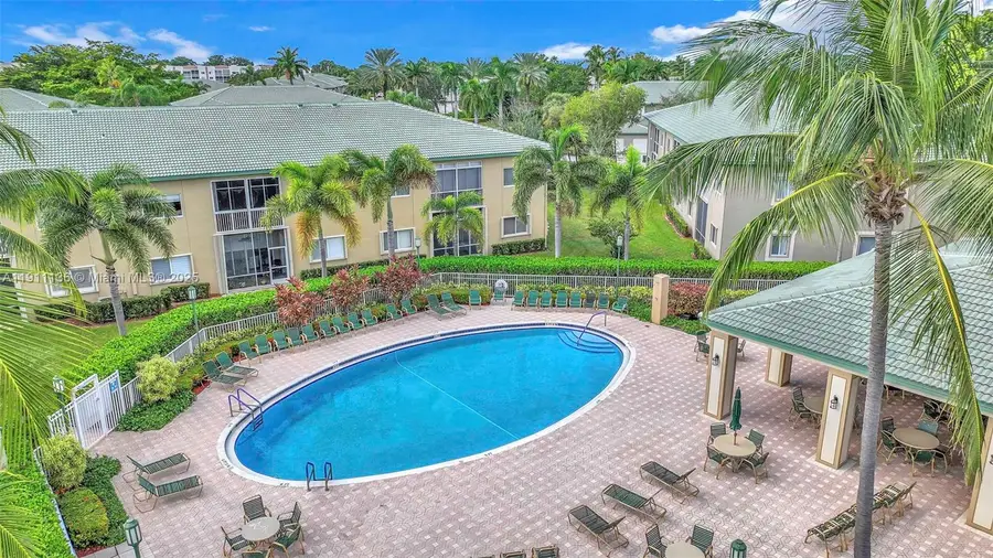 7921 E Exeter Blvd E #202, Tamarac, FL 33321 - Image #3