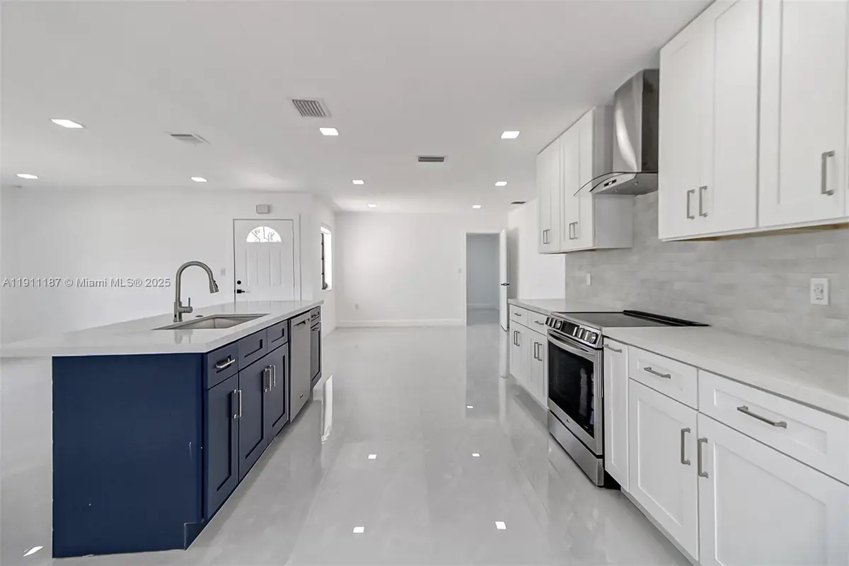 4314 SW 97th Ct, Miami, FL 33165 - Image #1