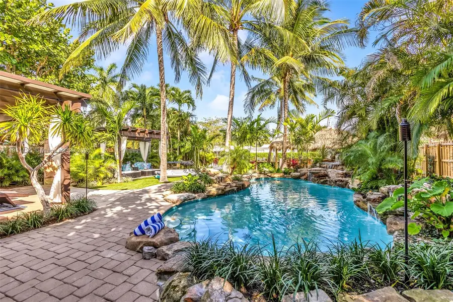 2004 NE 17th Way, Fort Lauderdale, FL 33305 - Image #2