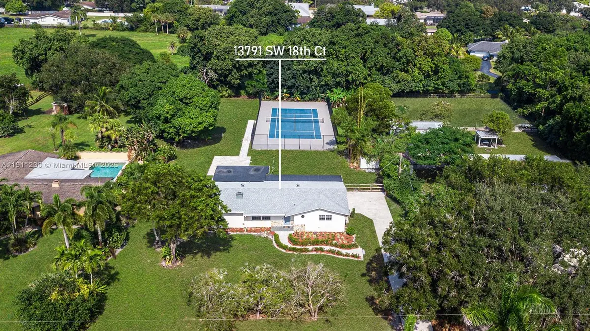13791 SW 18th Ct, Davie, FL 33325 - Image #1