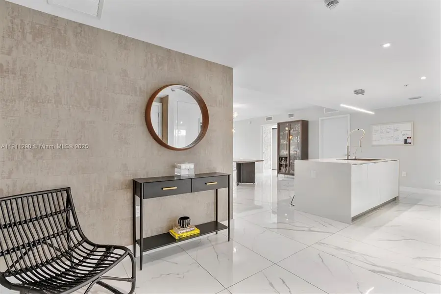 9521 E Bay Harbor Dr #604, Bay Harbor Islands, FL 33154 - Image #3