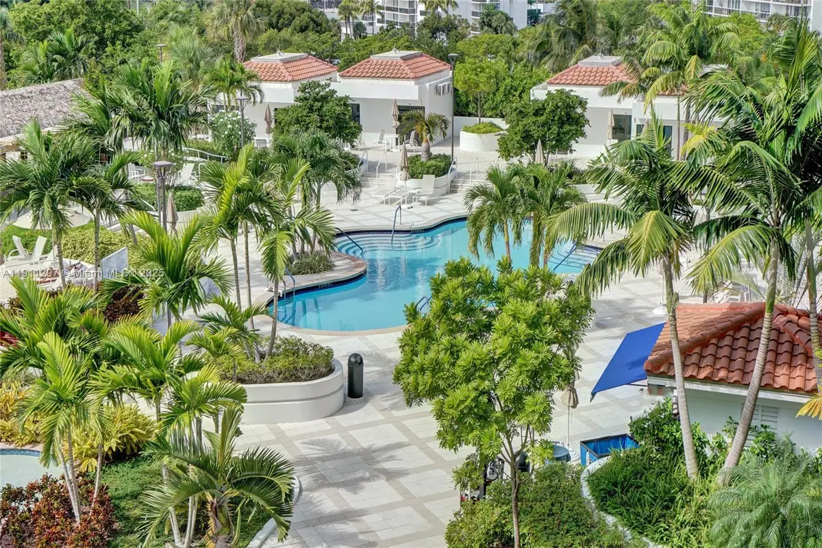 20281 E Country Club Dr #511, Aventura, FL 33180 - Image #1