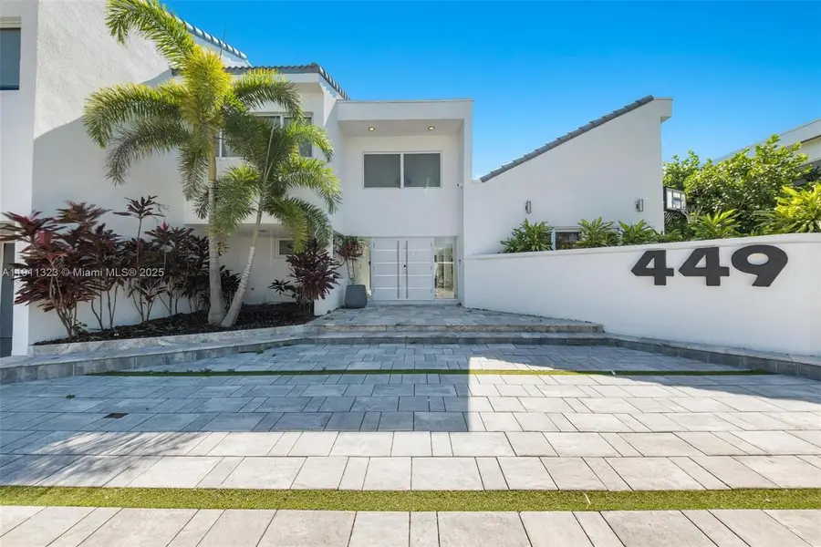 449 Holiday Dr, Hallandale Beach, FL 33009 - Image #2