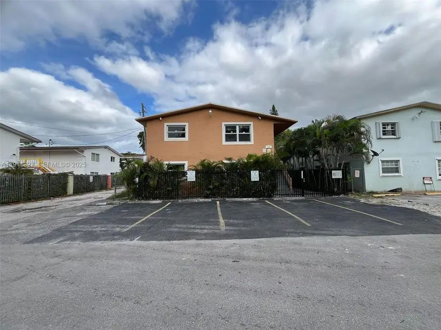 608 SW 16th Ave, Fort Lauderdale, FL 33312 - Image #2