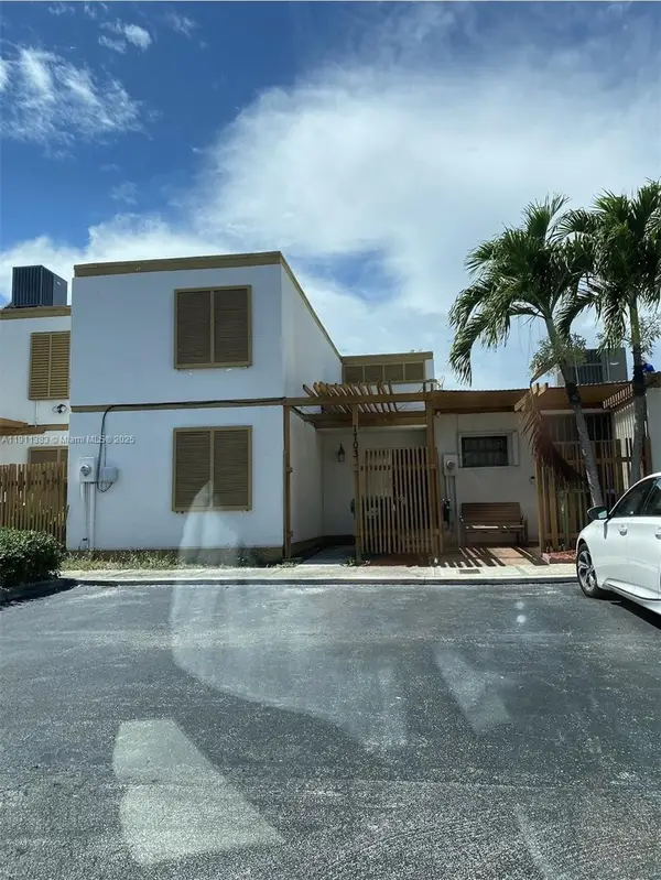 1703 SW 131st Place Cir S, Miami, FL 33175