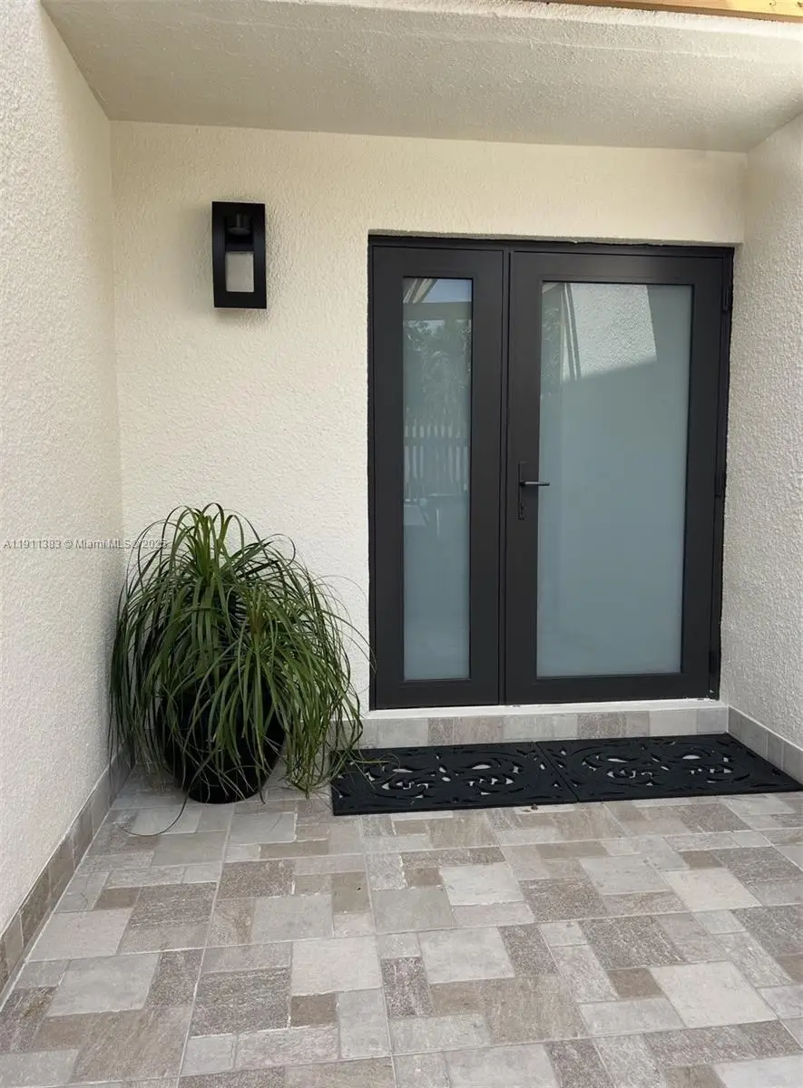 1703 SW 131st Place Cir S, Miami, FL 33175 - Image #2