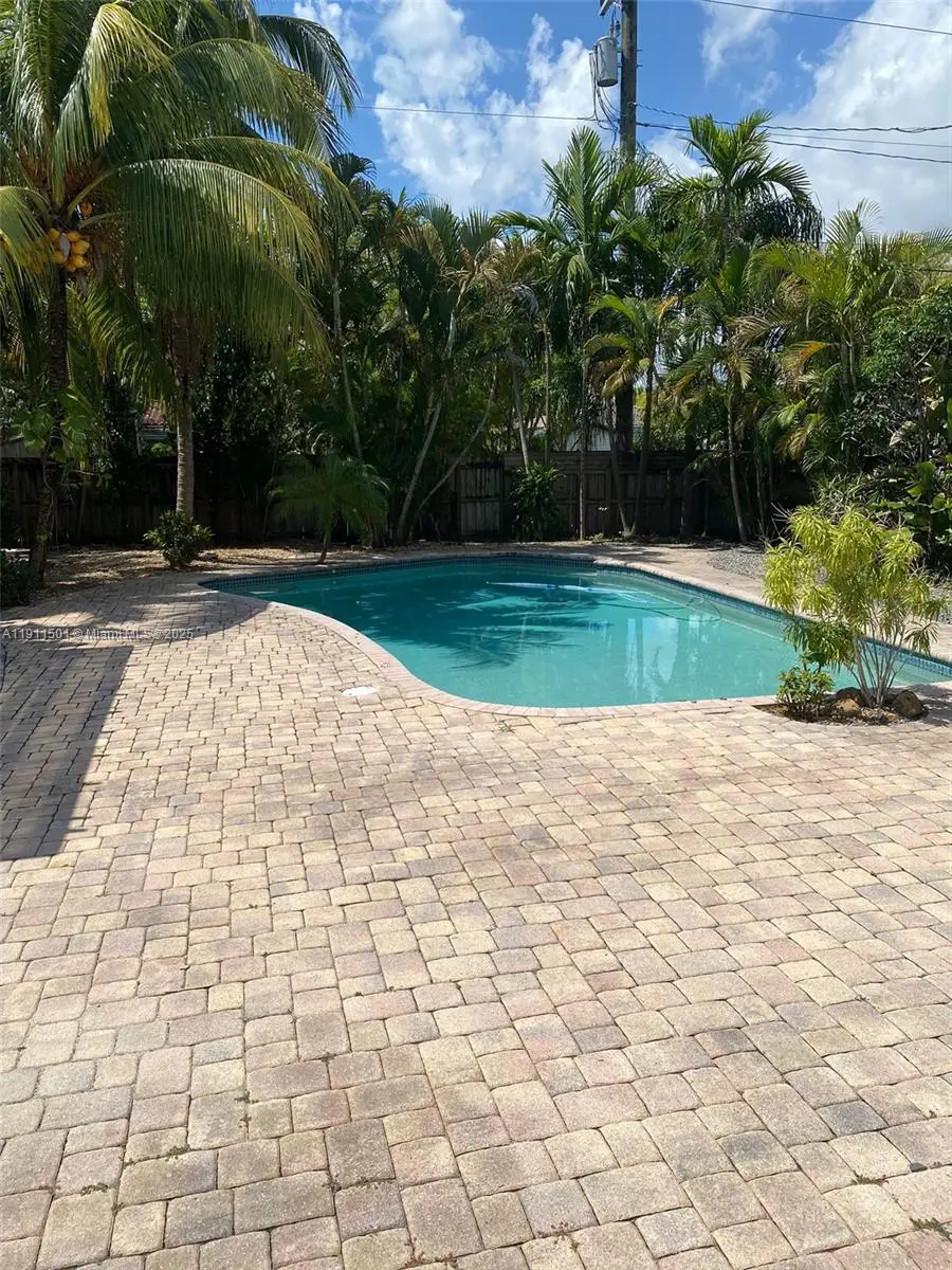 1516 Funston St, Hollywood, FL 33020 - Image #3