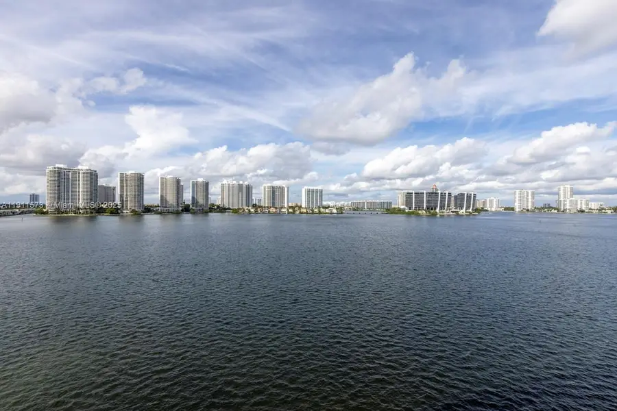 17720 N Bay Rd #803, Sunny Isles Beach, FL 33160 - Image #2