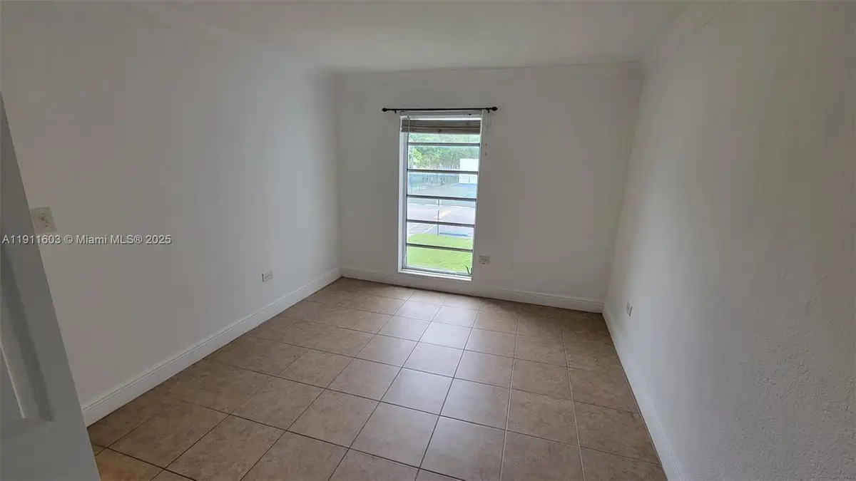 7232 SW 94th Pl #E7, Miami, FL 33173 - Image #1