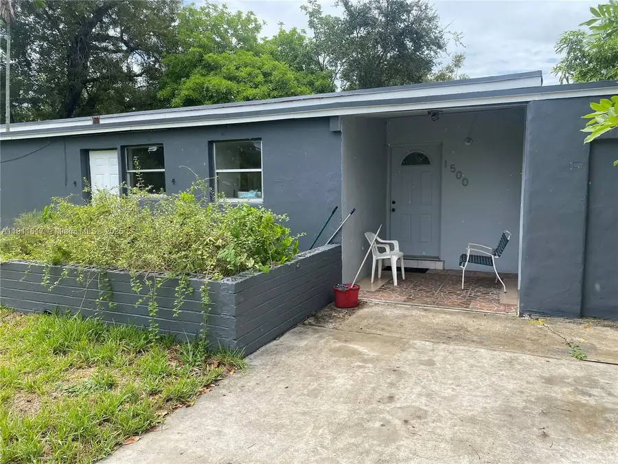 1500 NW 11th Ct, Fort Lauderdale, FL 33311 - Image #2