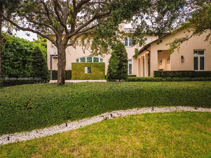 7370 Vistalmar St, Coral Gables, FL 33143 - Image #2