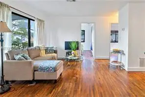 6470 Mcclellan St, Hollywood, FL 33024 - Image #2