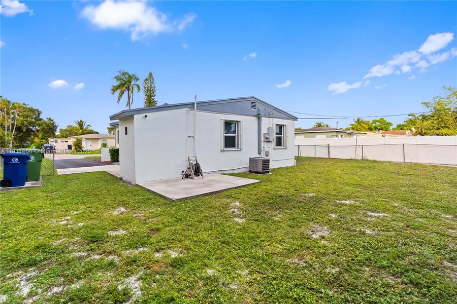 1700 NW 13th St, Fort Lauderdale, FL 33311 - Image #3