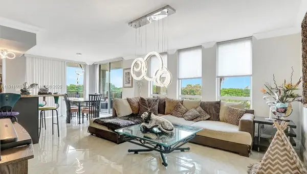 610 W Las Olas Blvd #313N, Fort Lauderdale, FL 33312