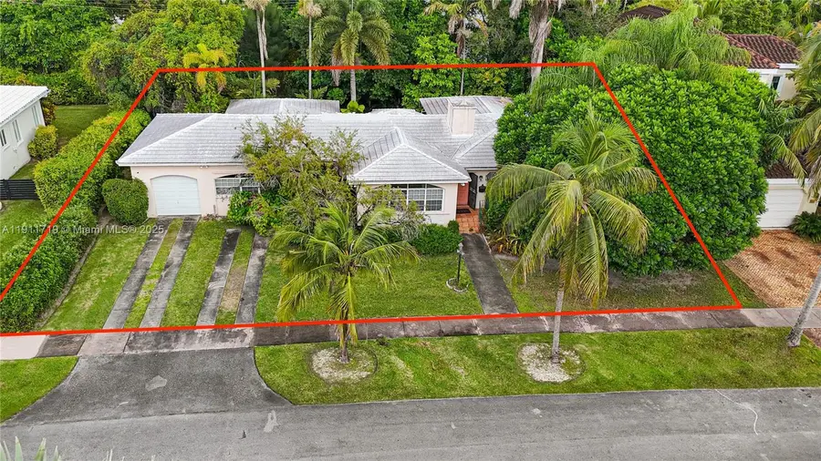 919 Tendilla Ave, Coral Gables, FL 33134 - Image #3