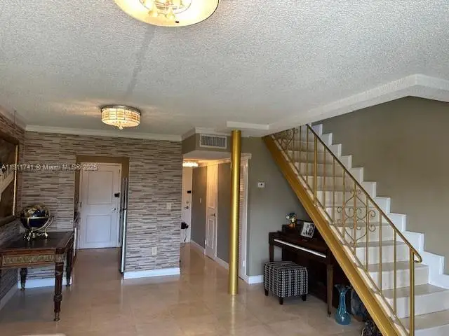 17800 Atlantic Blvd #PH6, Sunny Isles Beach, FL 33160 - Image #2