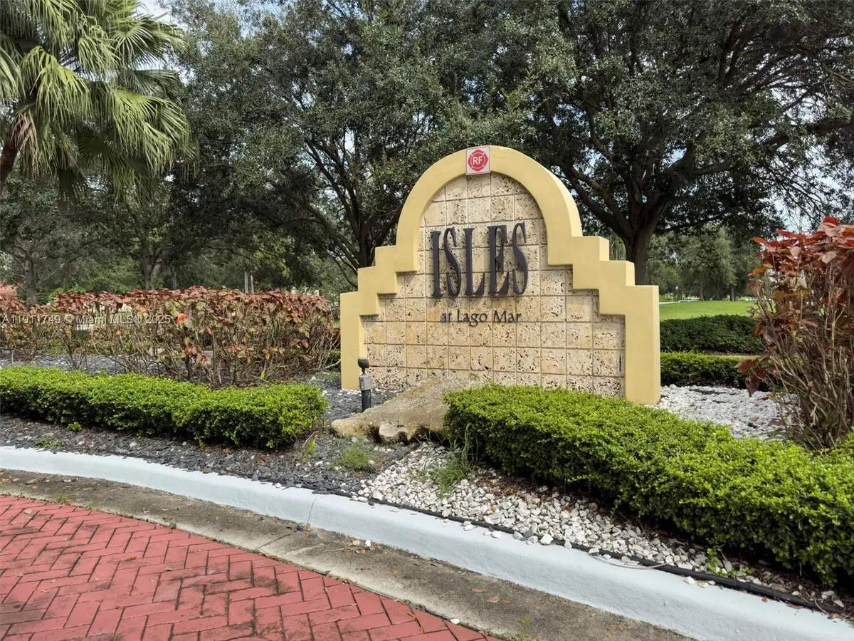 12730 Vista Isles Dr #828, Sunrise, FL 33325 - Image #1