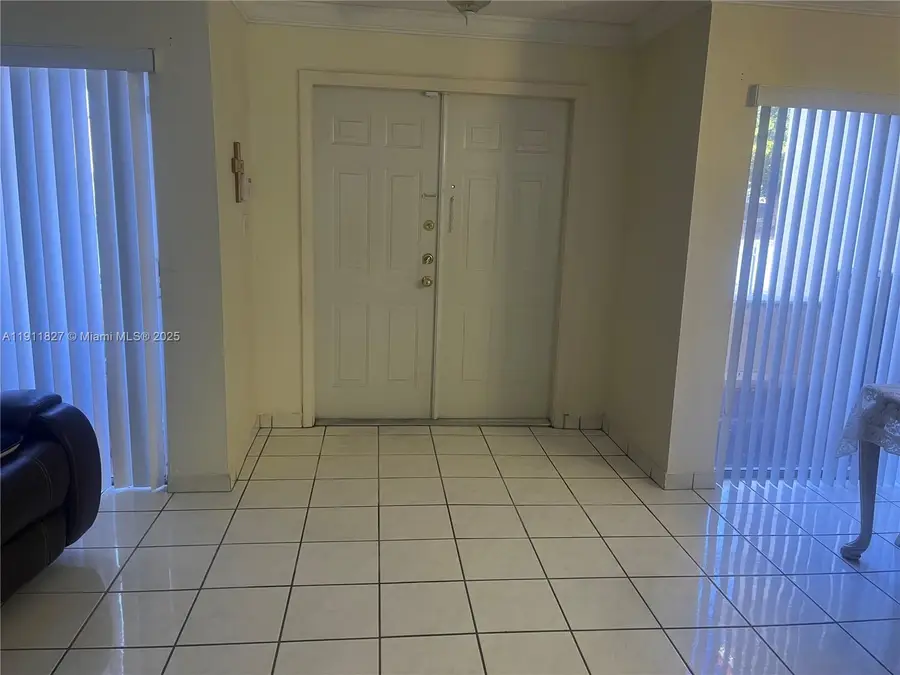 12276 SW 10th St, Miami, FL 33184 - Image #2