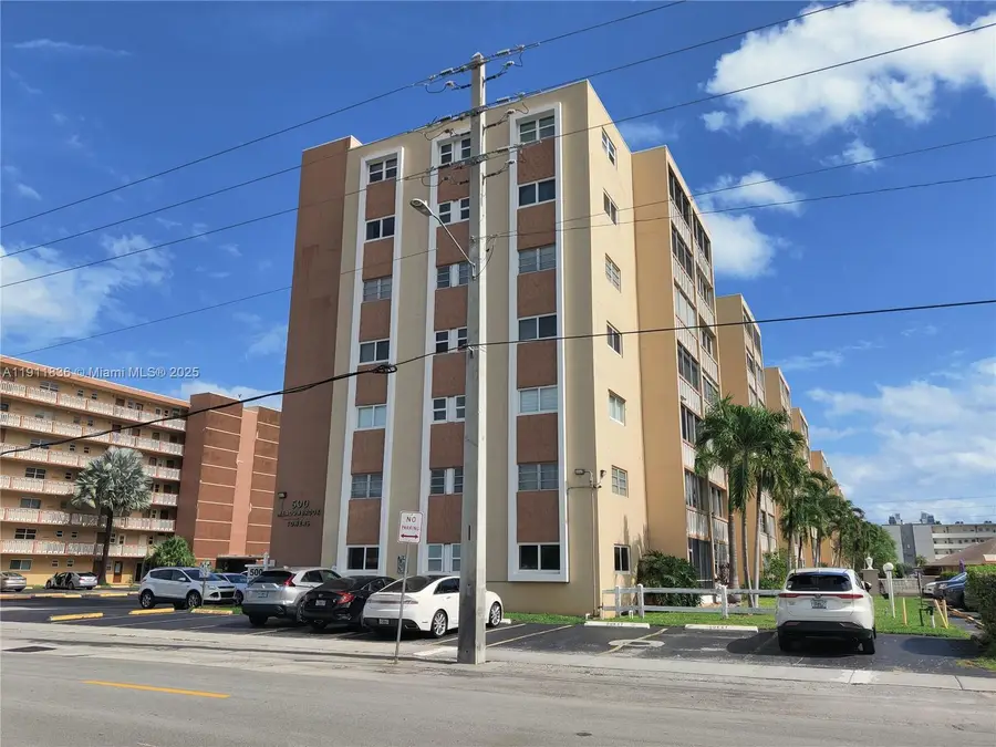 500 NE 12th Ave #102, Hallandale Beach, FL 33009 - Image #2