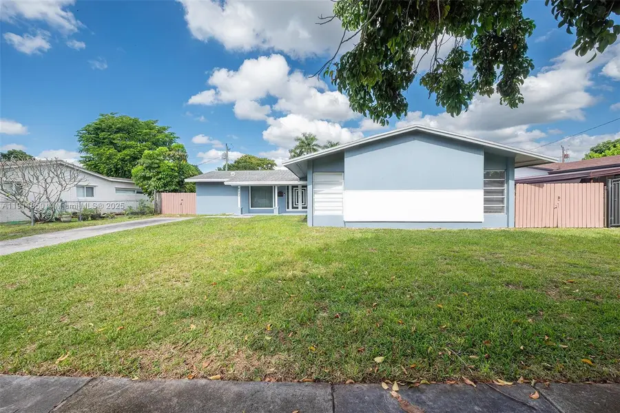 9905 SW 196th St, Cutler Bay, FL 33157 - Image #2