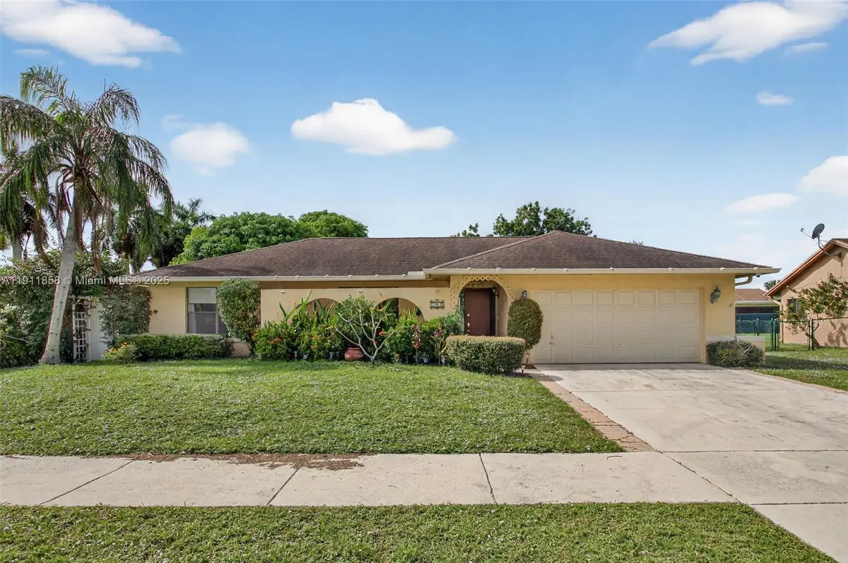 701 NW 41st Ter, Deerfield Beach, FL 33442 - Image #1