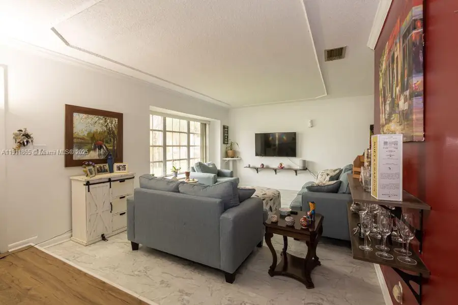 7940 NW 9th St, Margate, FL 33063 - Image #3