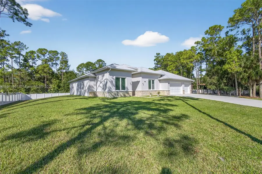 18369 Mellen Ln, Jupiter, FL 33478 - Image #2