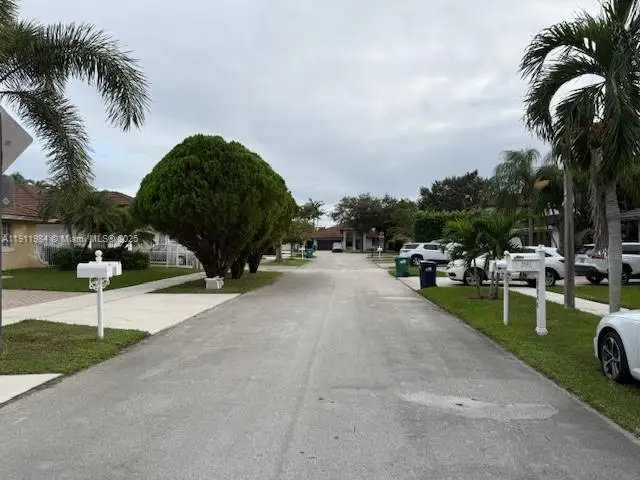 9840 SW 159th Path, Miami, FL 33196 - Image #3