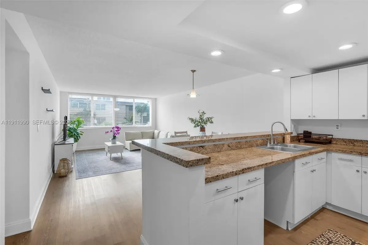 9125 SW 77th Ave #202, Miami, FL 33156-7744 - Image #1