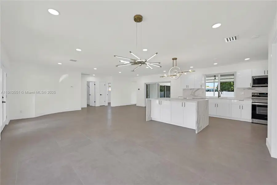 3917 Adams St, Hollywood, FL 33021 - Image #2