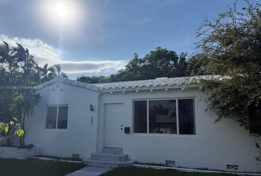 602 SW 2nd Ave, Dania Beach, FL 33004 - Image #2