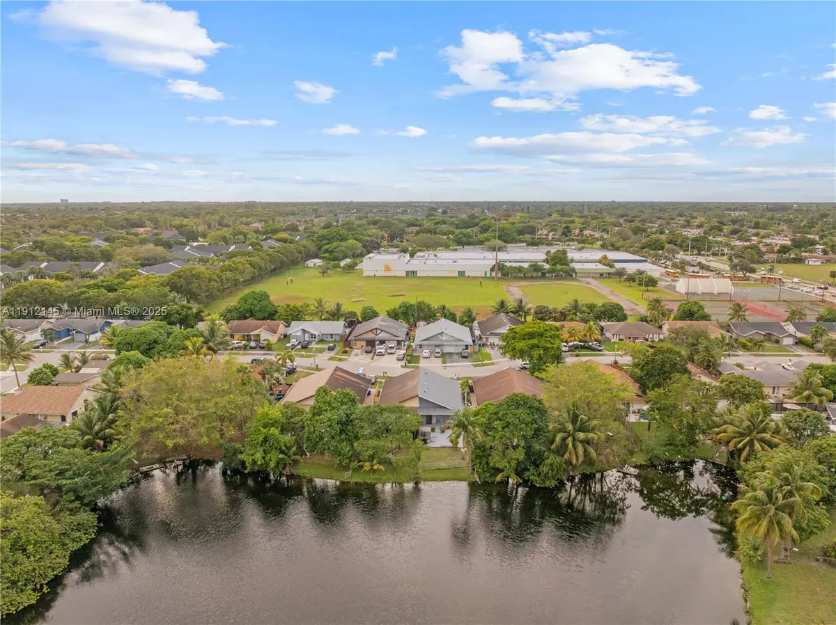 1221 SW 75th Ave, North Lauderdale, FL 33068 - Image #1