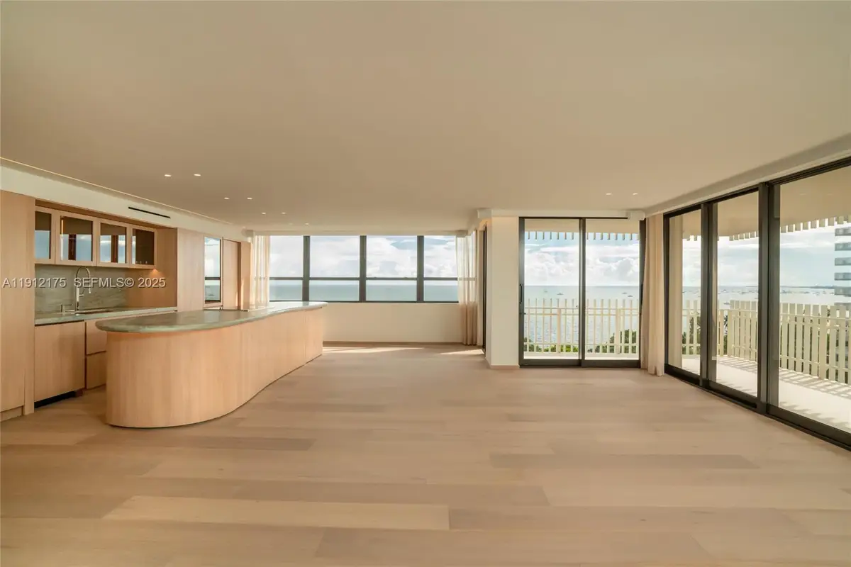 3 Grove Isle Dr #C902, Miami, FL 33133 - Image #1