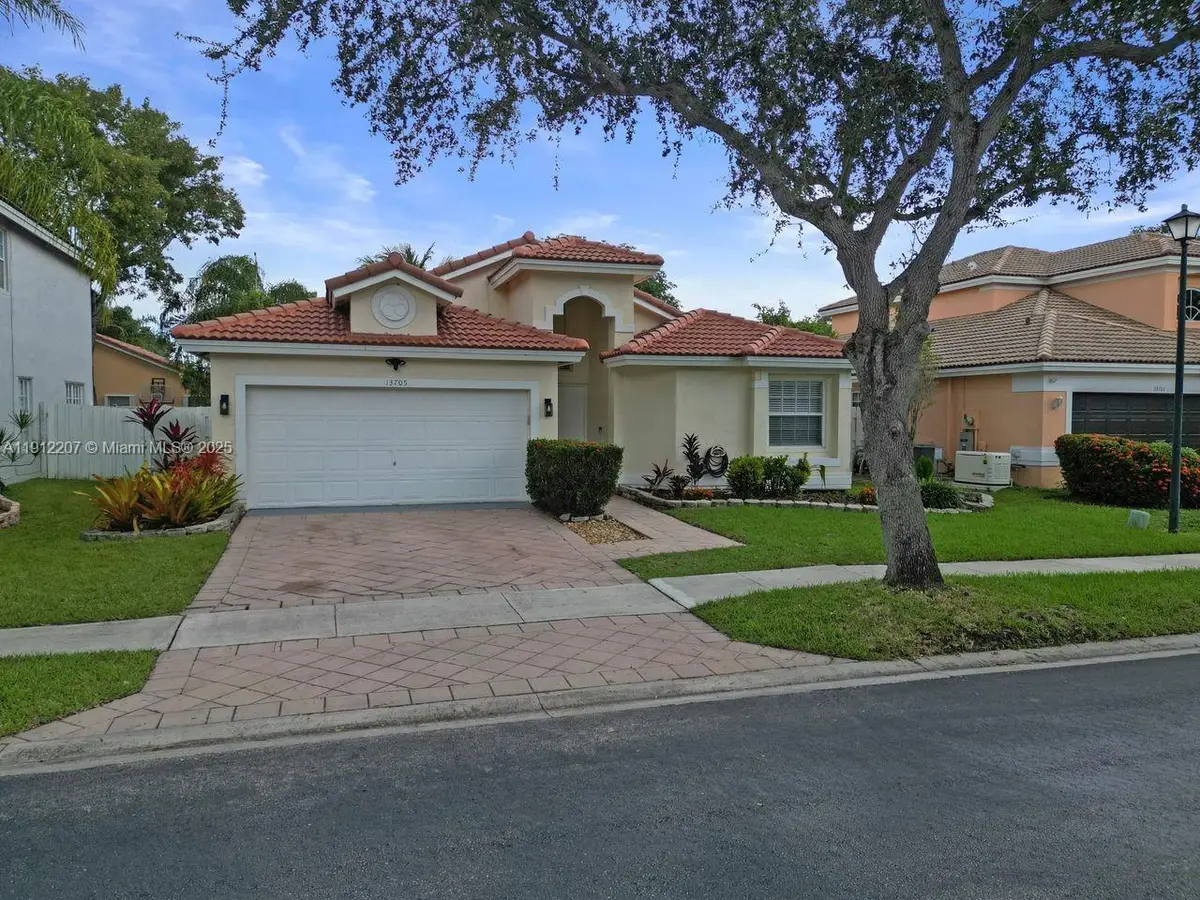 13705 NW 22nd St, Sunrise, FL 33323 - Image #1