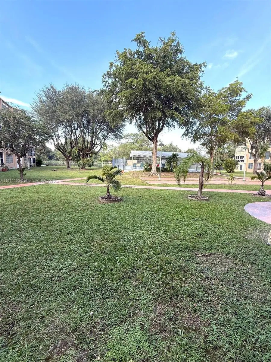 1301 NE 191st St #F110, Miami, FL 33179 - Image #2