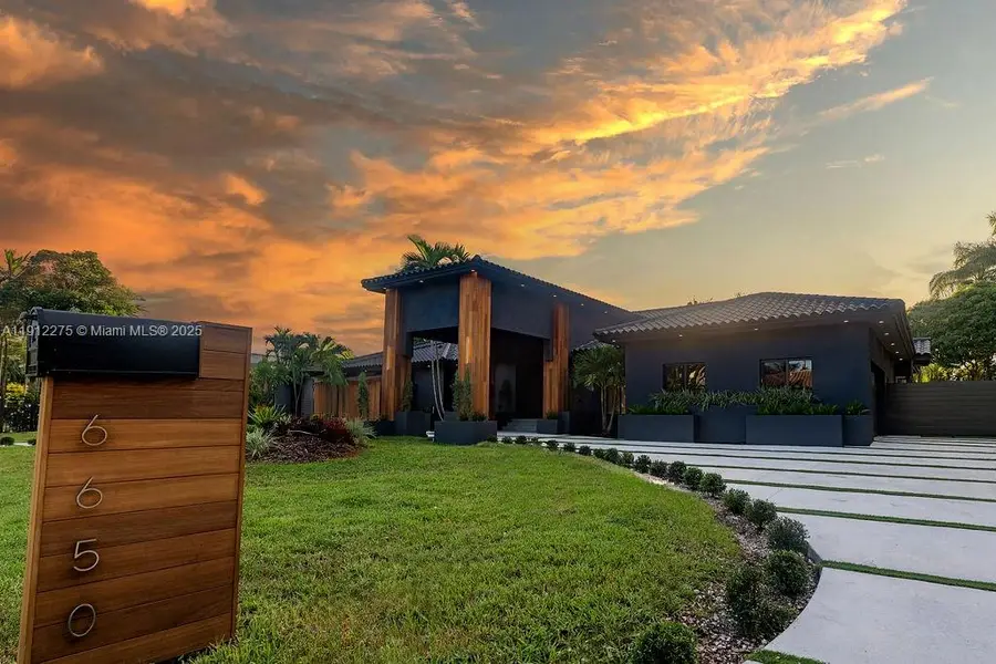 6650 SW 94th Ave, Miami, FL 33173 - Image #2