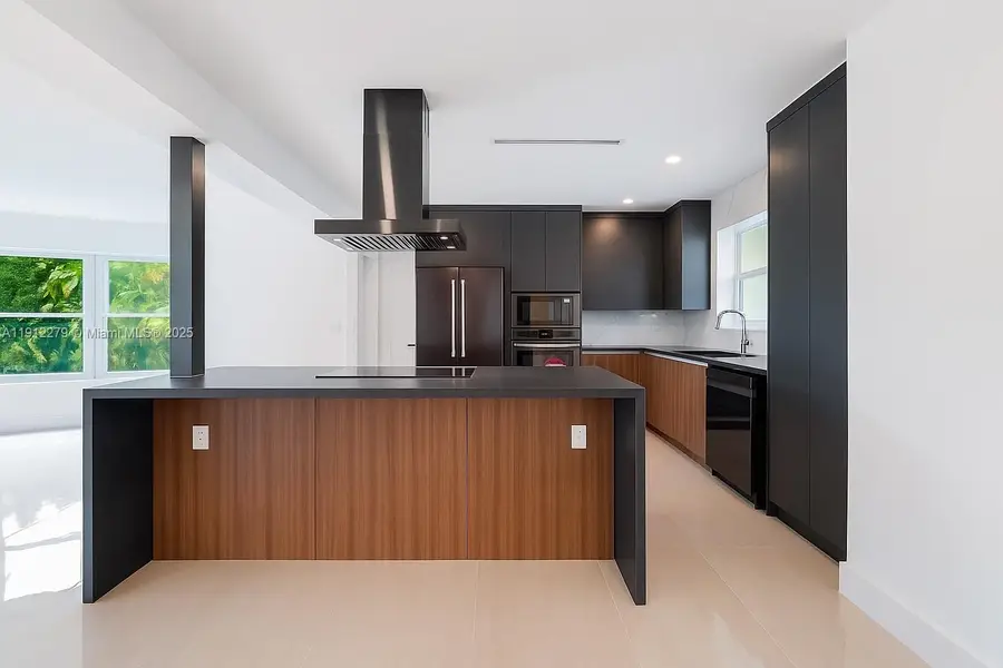 953 NE 91st Ter, Miami Shores, FL 33138 - Image #2