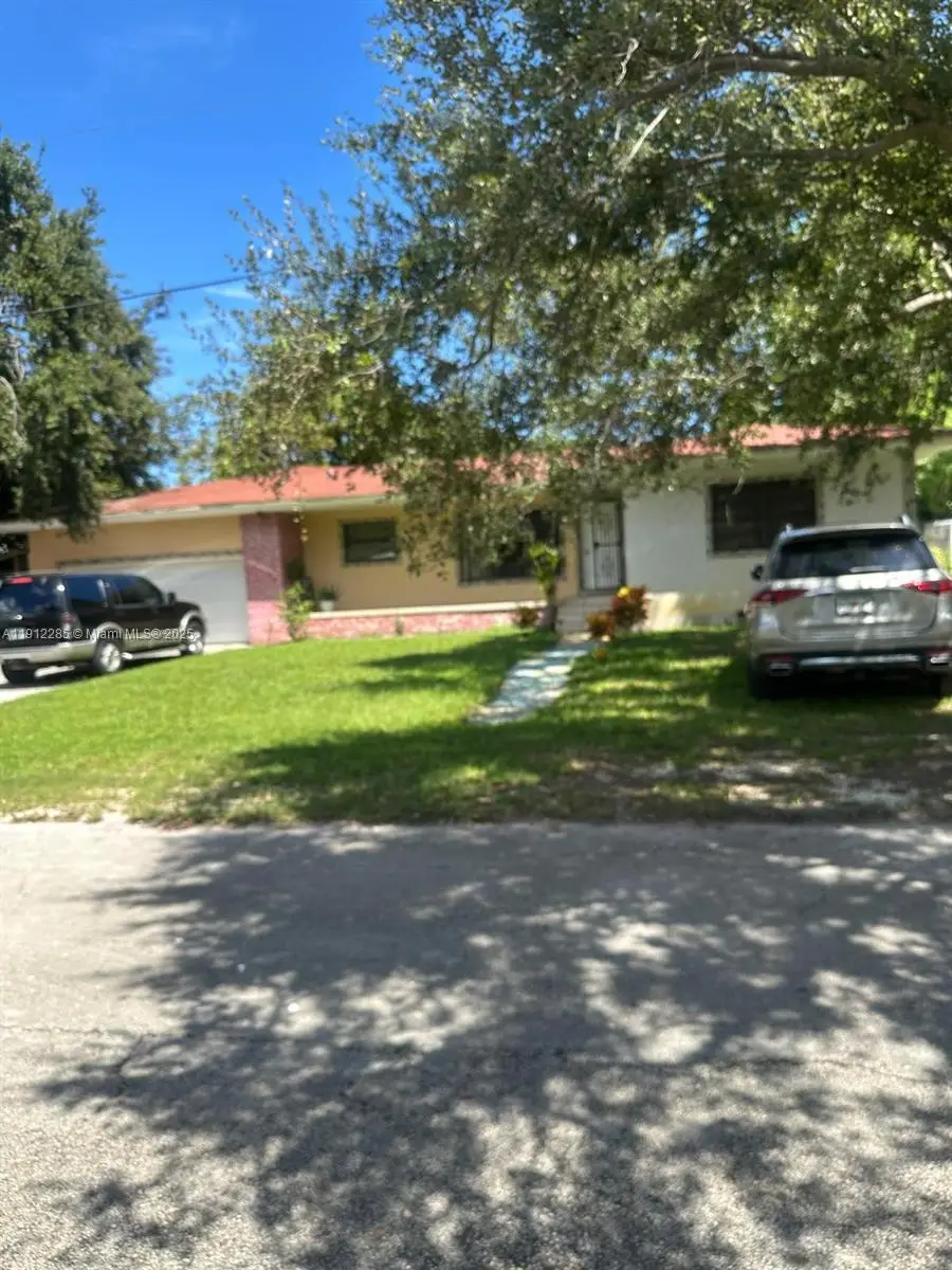 8835 NE 9th Ct, Miami, FL 33138 - Image #3