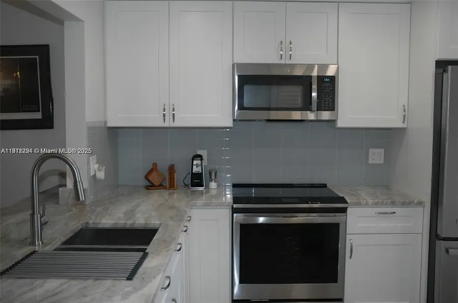 3571 Inverrary Dr #201, Lauderhill, FL 33319 - Image #3