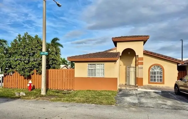 7001 W 35th Ave #220, Hialeah, FL 33018 - Image #1
