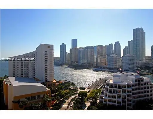 520 Brickell Key Dr #A1615, Miami, FL 33131